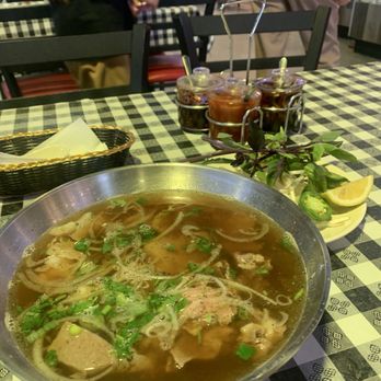 Bun Bo Hue 102 - Phở Bò Đặc Biệt - Special Beef Pho - Vietnamese Near Me - Garden Grove, California Bun Bo Hue 102 - Phở Bò Đặc Biệt - Special Beef Pho - Vietnamese Near Me - Garden Grove, California