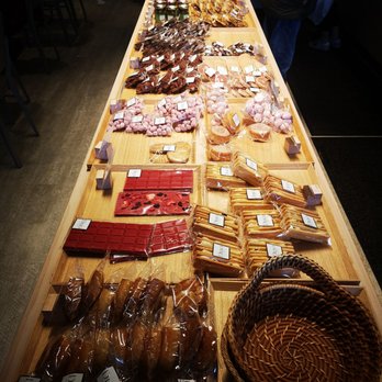 Duo Patisserie & Cafe - Desserts Near Me - Markham, Ontario
