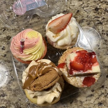 K & J's Elegant Pastries - Desserts Near Me - Birmingham, Alabama K & J's Elegant Pastries - Desserts Near Me - Birmingham, Alabama