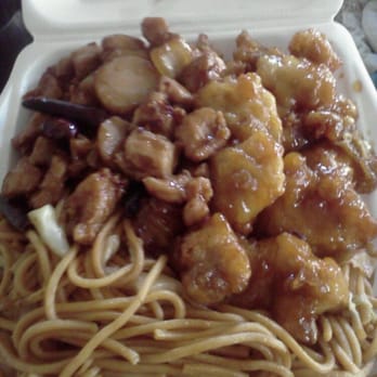 Chinese Taste - Kung pao, orange chicken and noodles - Chinese Near Me - Los Angeles, California