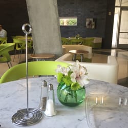 Cafe 124 - The interior