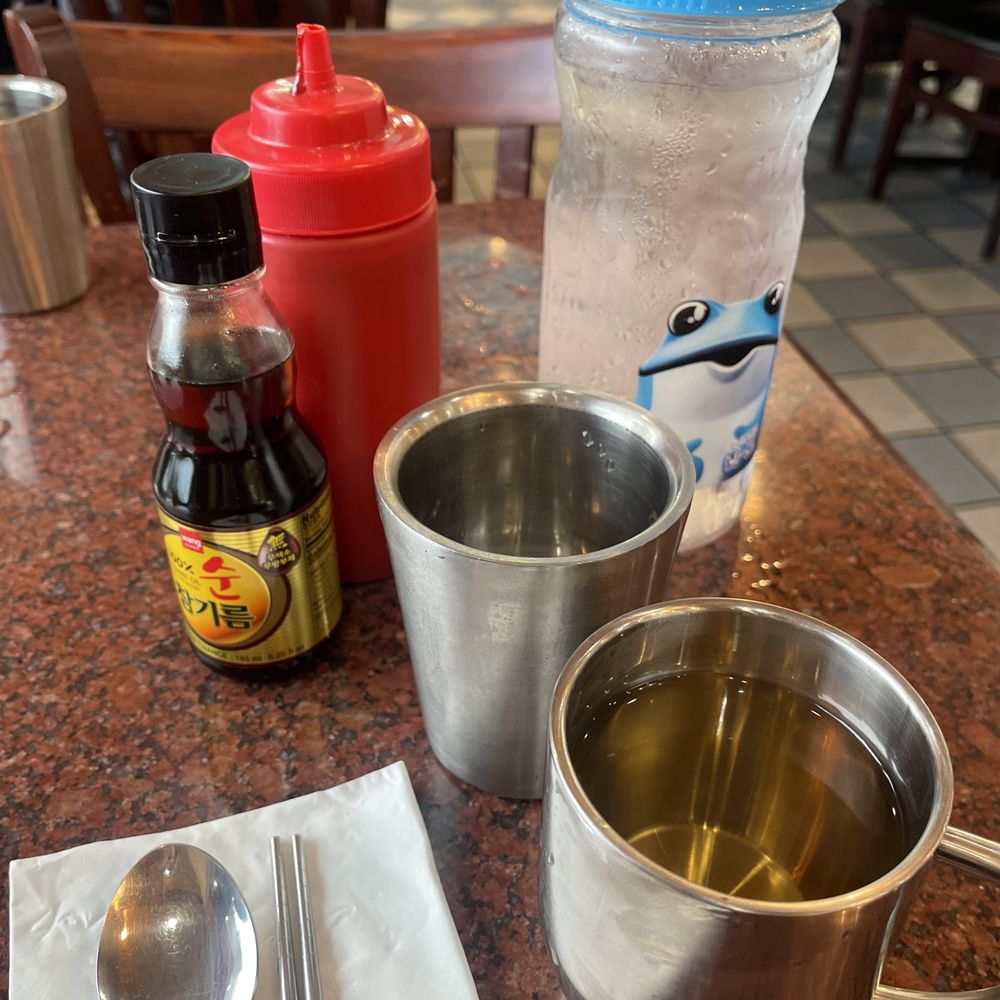 ABC Tofu House - First time here, but Gochujang, seasame oil, hot Boricha and cold water... great start! - Korean Near Me - Reseda, California ABC Tofu House - First time here, but Gochujang, seasame oil, hot Boricha and cold water... great start! - Korean Near Me - Reseda, California