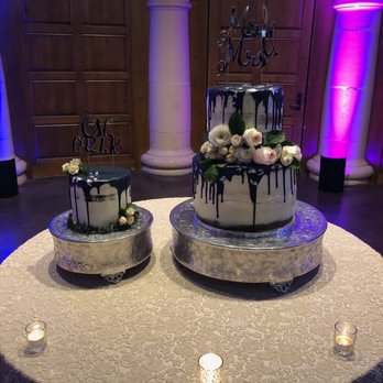 Far Out Catering - Left: Gluten Free Chocolate Right: lower: Carrot top: caramel - Caterers Near Me Far Out Catering - Left: Gluten Free Chocolate Right: lower: Carrot top: caramel - Caterers Near Me