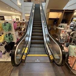 JCPenney - JCPenney SouthPark Mall Escalators
