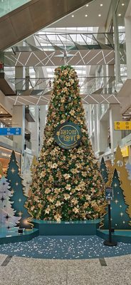 Clarke Quay Central by null