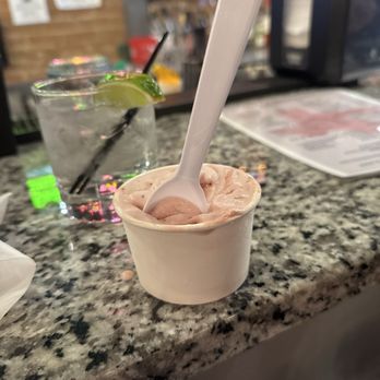 Cocktail Creamery - Strawberry cheesecake - Desserts Near Me - McKinney, Texas Cocktail Creamery - Strawberry cheesecake - Desserts Near Me - McKinney, Texas