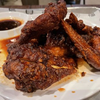 1-800-Lucky - General Tsao chicken wings - Asian Fusion Near Me - Miami, Florida 1-800-Lucky - General Tsao chicken wings - Asian Fusion Near Me - Miami, Florida