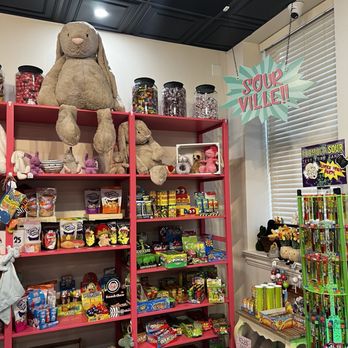 Sugarville - Ice Cream & Frozen Yogurt Near Me - Libertyville, Illinois