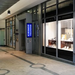Kieser Training Leipzig-Mitte - Der Betrieb in Leipzig liegt in der Innenstadt, im Dachgeschoss des Hansahauses in Specks Hof.