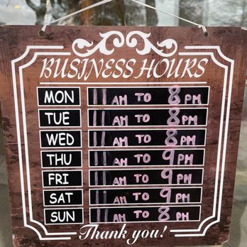 Bella Vita Ice Cream - Business hours (March 2025): 11a-8p, Sun-Wed; 11a-9p, Thu-Sat. - Ice Cream & Frozen Yogurt Near Me - Austin, Texas
