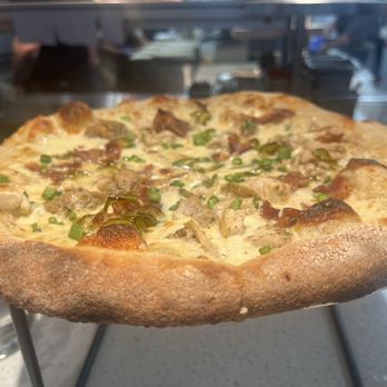 Pigzza - Bbq chicken pizza - Pizza Near Me - Orlando, Florida Pigzza - Bbq chicken pizza - Pizza Near Me - Orlando, Florida