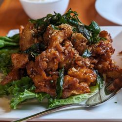 Khao San Thai Cuisine - Crispy Garlic Chicken