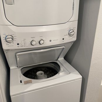 Imperial Apartments - Washer & Dryer - Apartments Near Me - Phoenix, Arizona