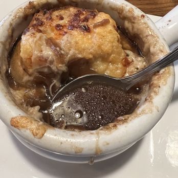 Slippery Otter Pub - French onion soup - Pubs Near Me - West Yellowstone, Montana Slippery Otter Pub - French onion soup - Pubs Near Me - West Yellowstone, Montana