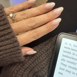 Structured mani