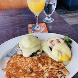 Veggie Benedict & Mimosa