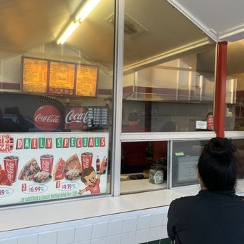 GiGi's Pizza - Order/pickup window - Pizza Near Me - Gardena, California GiGi's Pizza - Order/pickup window - Pizza Near Me - Gardena, California