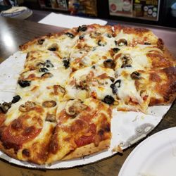 Loppy's Hiawatha Inn - Pizza - made to order as you want!