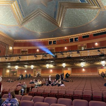 Warner Theatre - Performing Arts Near Me - Torrington, Connecticut