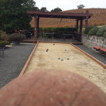 Pedroncelli Winery - Bocce ball and picnic with Jersey Tom Wine Country Tours! - Wineries Near Me - Geyserville, California