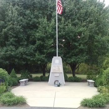 Friendship Gardens - Take a moment and visit the WWII memorial - Parks Near Me - Plainfield, Indiana Friendship Gardens - Take a moment and visit the WWII memorial - Parks Near Me - Plainfield, Indiana