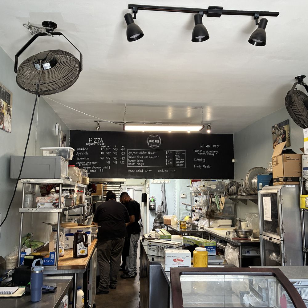 5000 Pies - Kitchen - Pizza Near Me - Long Beach, California