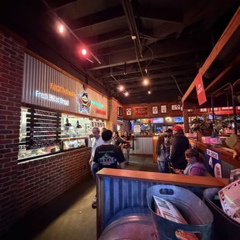 Texas Roadhouse - Inside - Steakhouses Near Me - Union City, California
