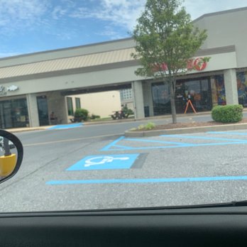 Cold Stone Creamery - Ice Cream & Frozen Yogurt Near Me - Dover, Delaware