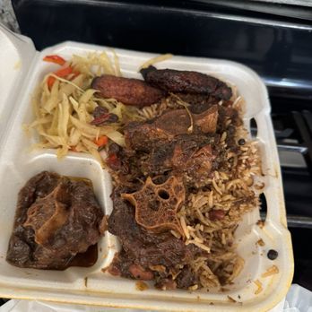 Peppers and Onions - Oxtail - Half Eaten - Caterers Near Me - Chantilly, Virginia Peppers and Onions - Oxtail - Half Eaten - Caterers Near Me - Chantilly, Virginia