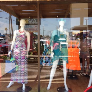 Annabelle's - Awesome clothes - Women's Clothing Near Me - South Padre Island, Texas