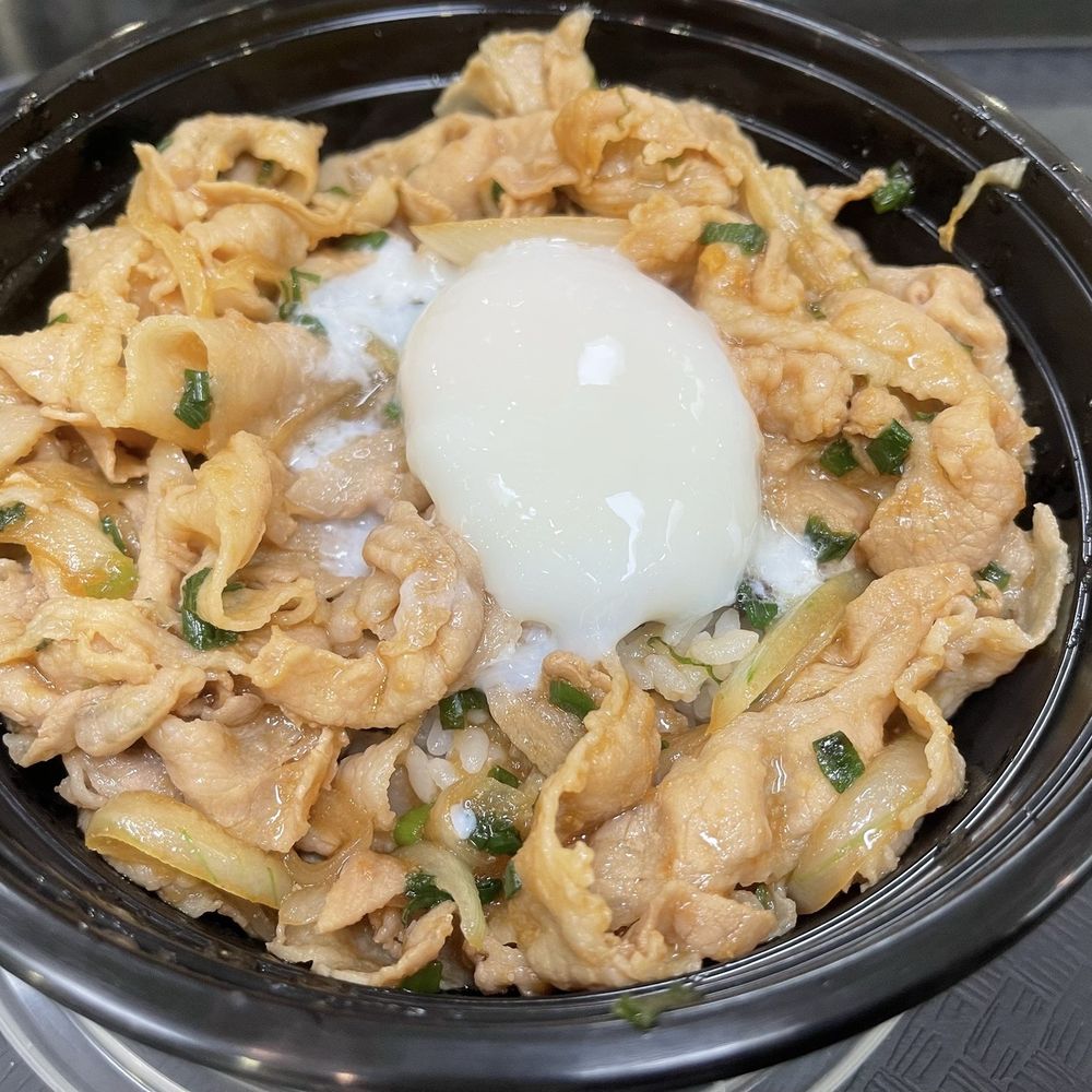 Garlic pork rice #1 Sutadon Garlic pork rice #1 Sutadon