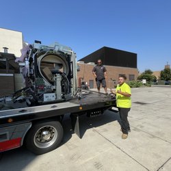 Ray's Towing - Gamma camera rigging into transport vehicle. Excellent work guys !!!!