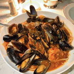Maggiano's Little Italy - Linguine di Mare os amazing (and huge).