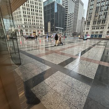Apple Michigan Avenue - Mobile Phones Near Me - Chicago, Illinois Apple Michigan Avenue - Mobile Phones Near Me - Chicago, Illinois