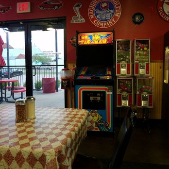 Mama's Pizza - Pac Man and Pizza!!! - Pizza Near Me - Mansfield, Texas Mama's Pizza - Pac Man and Pizza!!! - Pizza Near Me - Mansfield, Texas