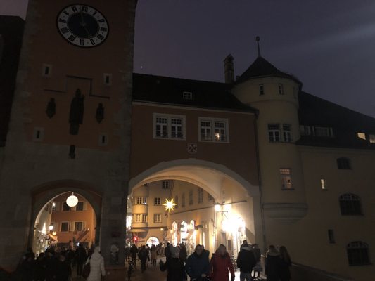 Steinerne Brücke by null