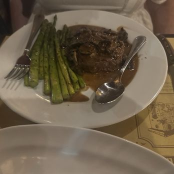 Trattoria Lisina - Filetta Marsala (Filet Mignon steak Marsala) - Italian Near Me - Driftwood, Texas Trattoria Lisina - Filetta Marsala (Filet Mignon steak Marsala) - Italian Near Me - Driftwood, Texas