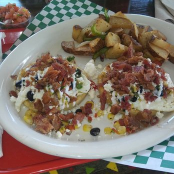 Salsa Verde Restaurant - Mexican Near Me - Tucson, Arizona