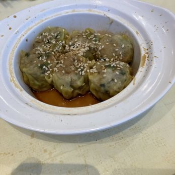 New Mandarin Seafood Restaurant - Dim Sum Near Me - Vancouver, British Columbia