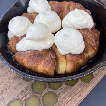 ARC Restaurant - Ooey Gooey Skillet - the best - Canadian (New) Near Me - Vancouver, British Columbia ARC Restaurant - Ooey Gooey Skillet - the best - Canadian (New) Near Me - Vancouver, British Columbia