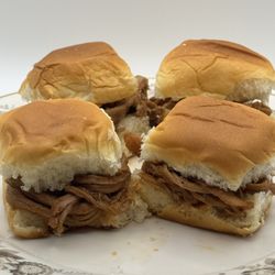 Mommy’s Sleeping Family Style Meal Delivery