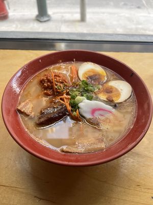 Nom Nom Ramen by null