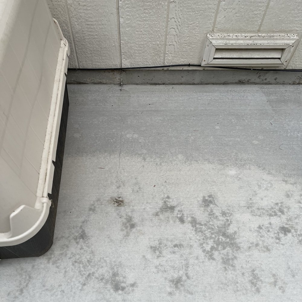 Pacific Coast Concrete - a dirty concrete floor and a white door - Masonry/Concrete Near Me - Silverdale, Washington Pacific Coast Concrete - a dirty concrete floor and a white door - Masonry/Concrete Near Me - Silverdale, Washington