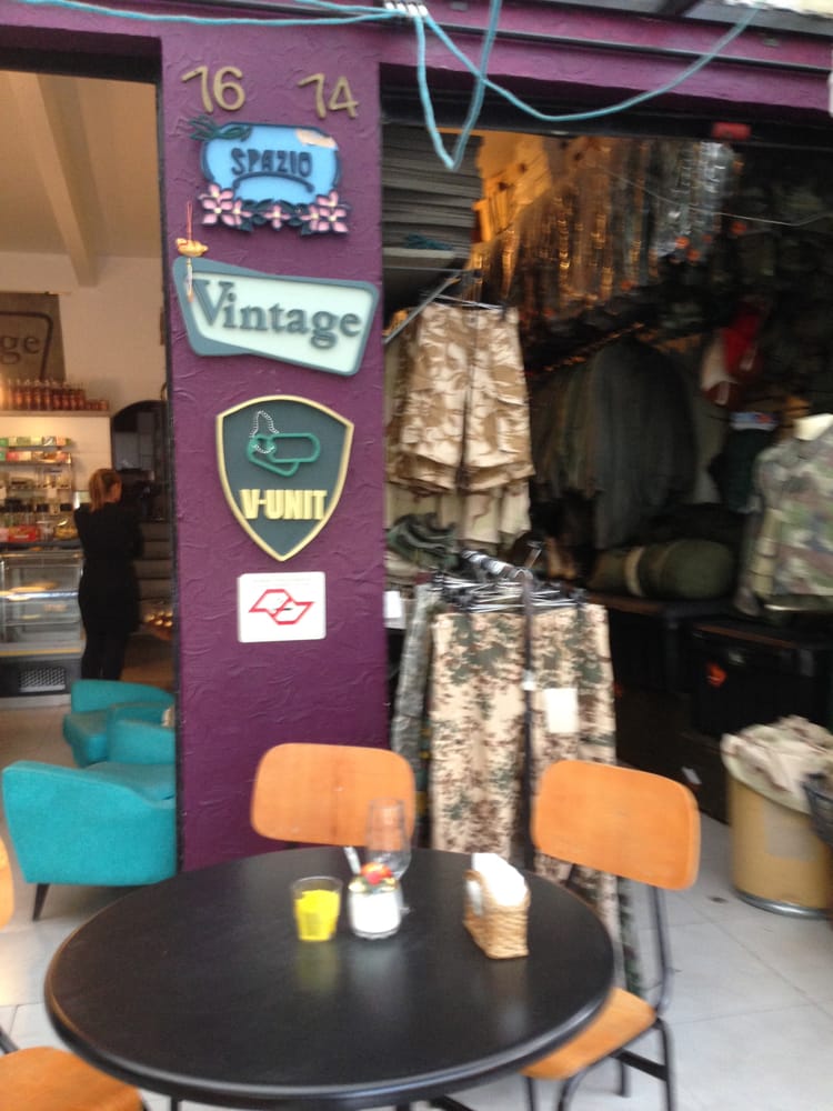 Spazio Vintage Brechó e Acervo