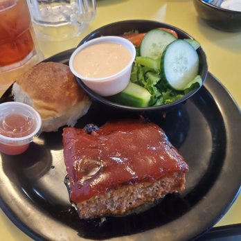 The Sunflour Café - Monday special: meatloaf (I got a salad instead of the hashbrown casserole) - Cafes Near Me - Monte Vista, Colorado The Sunflour Café - Monday special: meatloaf (I got a salad instead of the hashbrown casserole) - Cafes Near Me - Monte Vista, Colorado