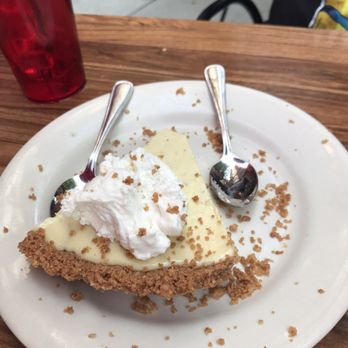 Smoke Daddy - key lime pay just the crust taste good lots butter - Barbeque Near Me - Chicago, Illinois Smoke Daddy - key lime pay just the crust taste good lots butter - Barbeque Near Me - Chicago, Illinois