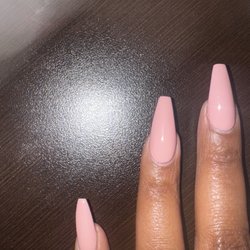Arial Nail Bar - Skinny/thin coffin gel x 415 polish medium length