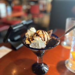 Red Lobster - Brownie Overboard