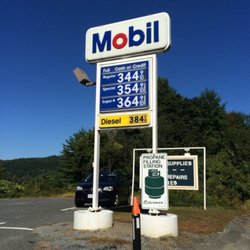 Davenport's Service Station