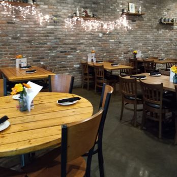 Kalamaki Greek Eatery  - Dining room - Greek Near Me - Anna, Texas